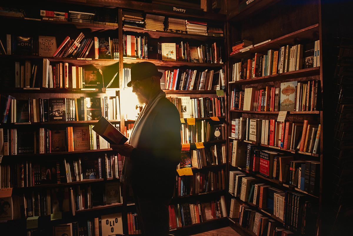 WAYNE-TatteredCover-InVisible